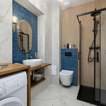 דירה Elegant With A Work Space Close To The Center By Renters *