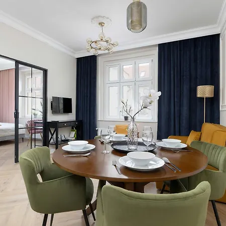 Elegant With A Work Space Close To The Center By Renters Апартаменты Катовице