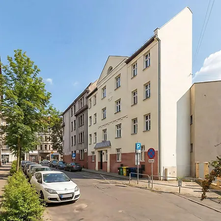 Апартаменты Elegant With A Work Space Close To The Center By Renters Катовице