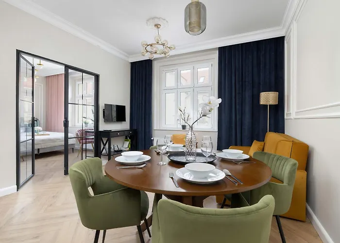 Elegant With A Work Space Close To The Center By Renters Апартаменты Катовице