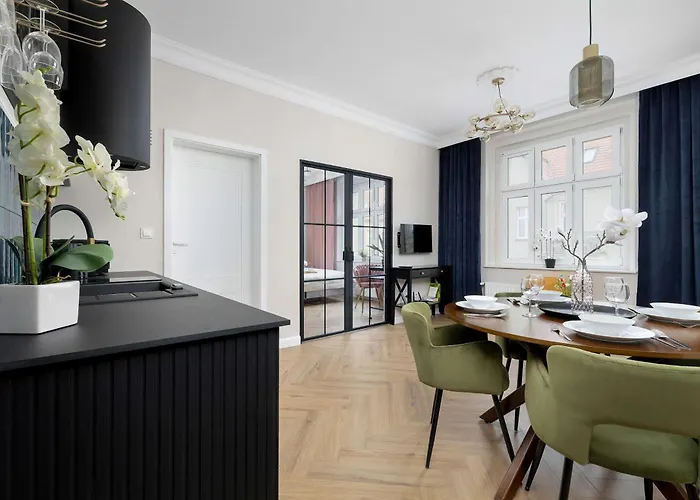 Elegant With A Work Space Close To The Center By Renters Апартаменты Катовице